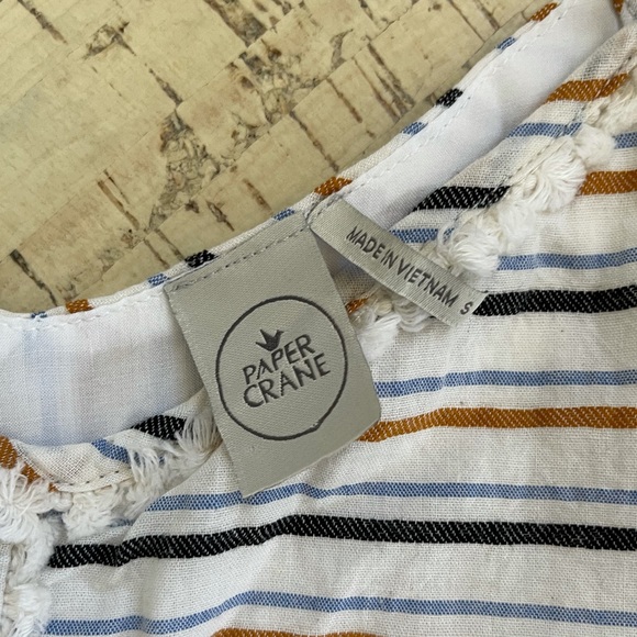 Paper Crane Crop Top - Picture 4 of 4